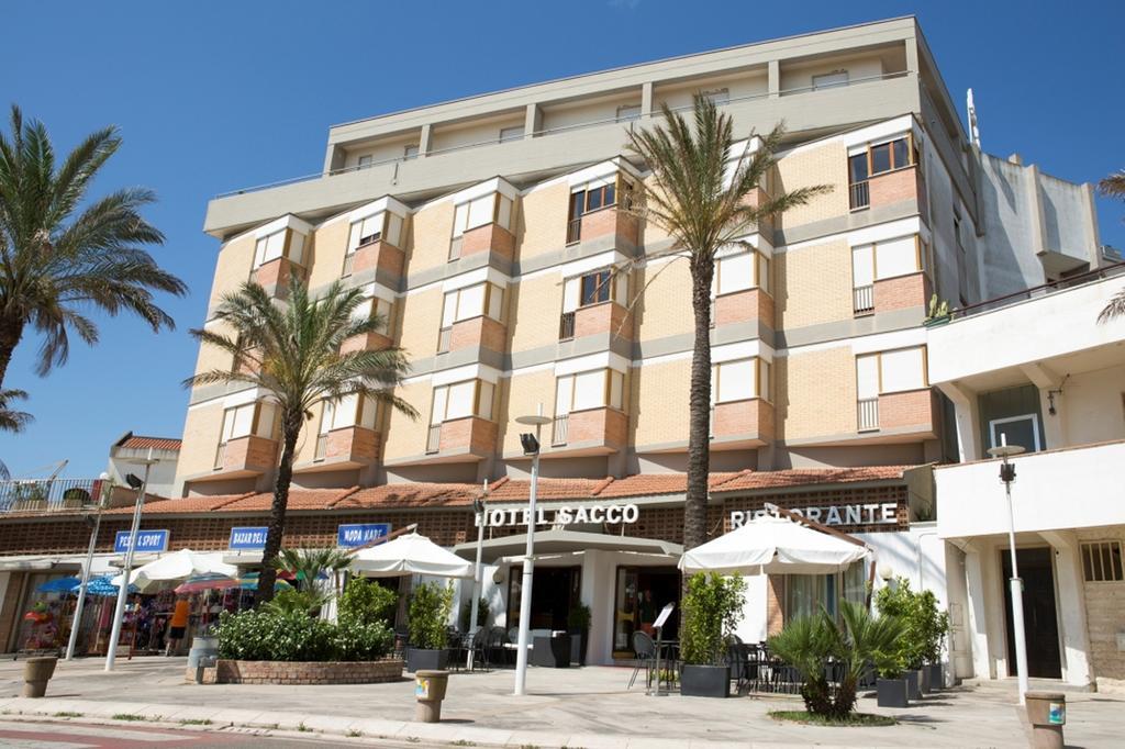 Hotel Sacco 贝尔纳尔达 外观 照片