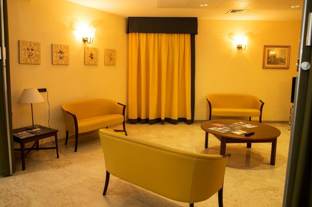 Hotel Sacco 贝尔纳尔达 外观 照片